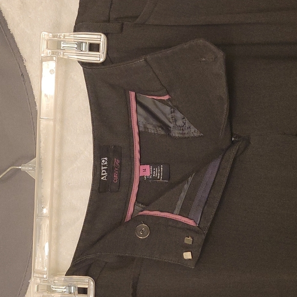 Grey Pants - Picture 2 of 3